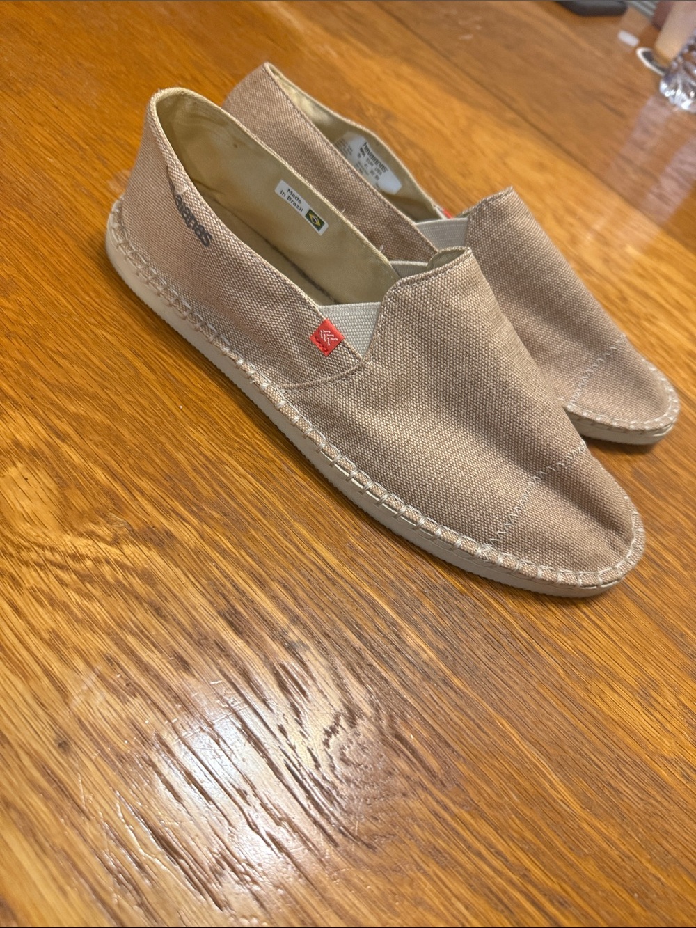 Havaianas Men’s 8 Women’s 9 Slip-On Canvas Loafers - Beige EUC